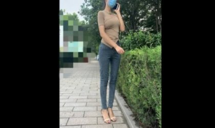 极品绿帽！给老公电话请假直接邀请我去她家