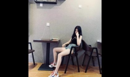 气质完美腿超长的00后人妻出轨