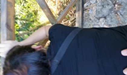 跟老婆野外打野战