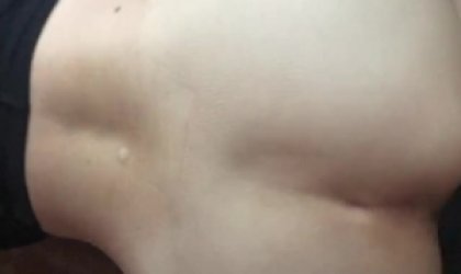 出租房里操大屁股骚妇