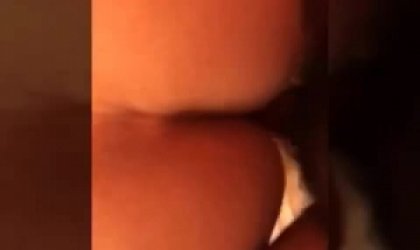 刘阿姨打电话我啪啪农业技术员刘阿姨给农户打电话指导农业