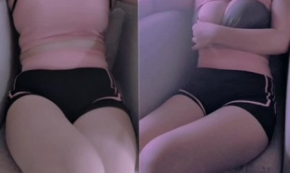 喜欢健身的风韵少妇