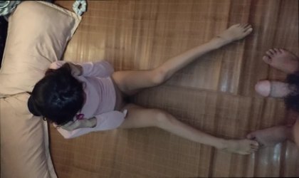 网约极品长腿妹欲求不满逼里赛跳蛋