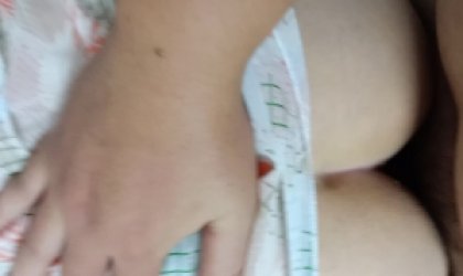 大胸骚逼求我大鸡吧操女上位男女不限找我一起搞。