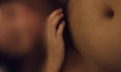 小女友听话的舔黑吊太久没操喊疼