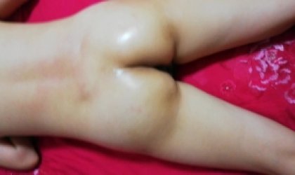 少妇在老公床上被我干瘫了