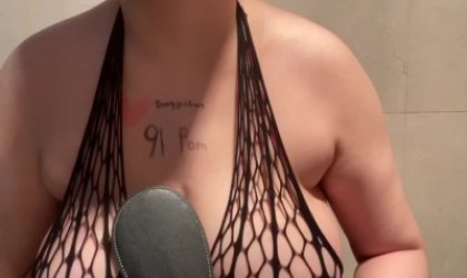 巨乳自拍成都大奶玩奶1.0