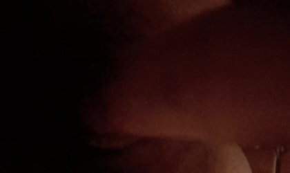 瘙痒难耐自动流水动手插自慰