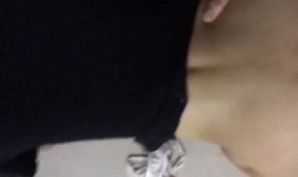 阳台操完上床后入骚货一直叫baba