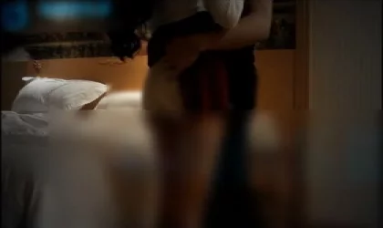 91秦先生第十部一晚上约了两位小姐姐一位是男朋友不在的邻家小姐姐一位是陌陌刷的长发