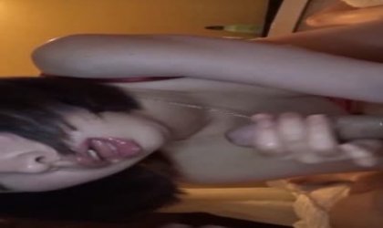 高级酒店 约了极品大学生先让他们互亲到高潮 浴火焚身 身材极品