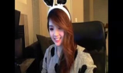 感百变美女主播激