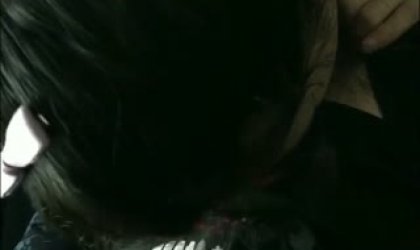 下班送女同事回家停在人来车往的路边口高