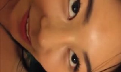 网红脸蛋可爱小女友和长屌男友啪啪被颜射吞精高