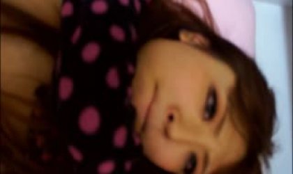 粉红小穴的妹子被插的痛哭流涕