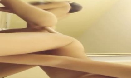 波霸翘臀尤物网红糖妹酷爱玩菊花 开肛之后用