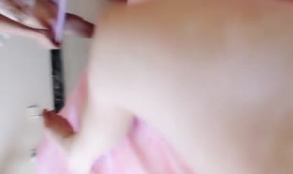 对白搞笑淫荡网红美女剧情演绎艺校生马上毕业了大街上被导演相中到公园试戏啪啪回住所继续潜