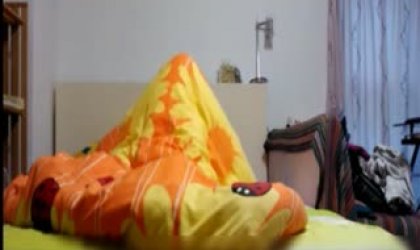 国内真实夫妻睡觉前摆好镜头记录爱爱视频姿