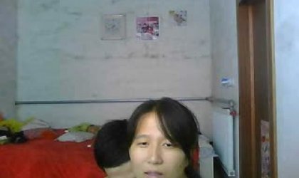 国内夫妻大白天在爱爱被小儿子发现真是