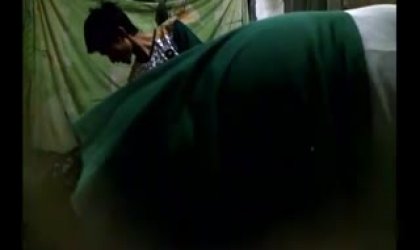 國產亂倫之性饑渴外甥蝸居幹豐滿胖姨媽被鄰居洞中