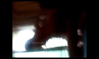 性欲爆棚的眼镜御姐拉着男友在阳台草她表情特别骚