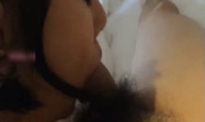 广西出差和同事在小旅馆3P一个奶子很漂亮的