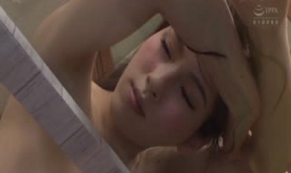 外甥撞见叔母醉倒露奶被玩弄敏感乳