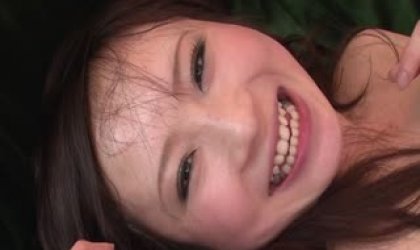 角质女友和 Tona 爱给亚洲打击工作之前她