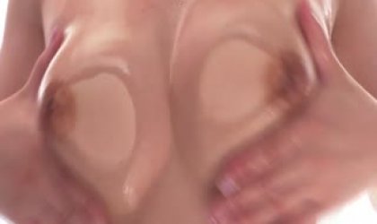 安妮一个完美女人在镜头前取出她的奶头摆姿势 完美的一