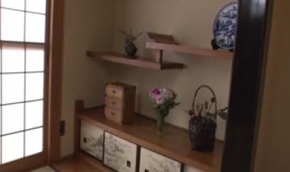 日本和服女竟然在家里玩起了自慰身材好棒