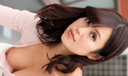 朝ゴミ出しする近所の遊び好きノーブラ奥